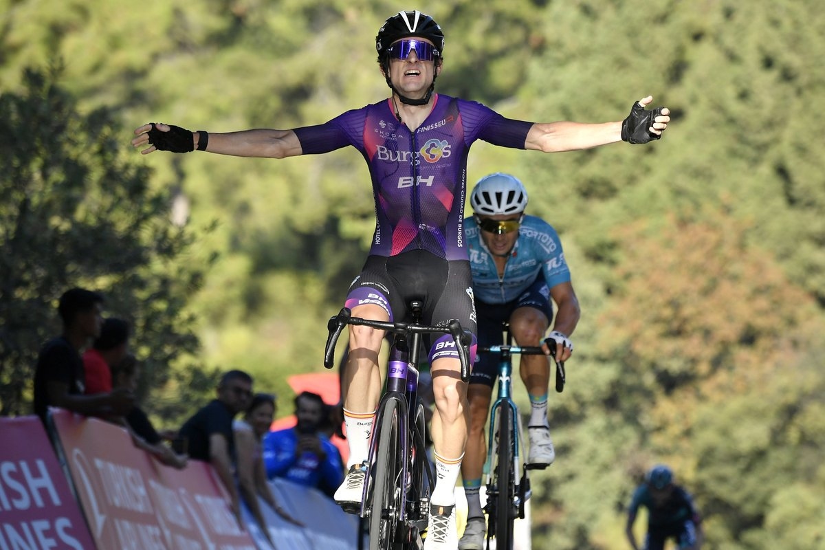 Tour de Turquía Victor Langellotti vence a Alexey Lutsenko en la sexta